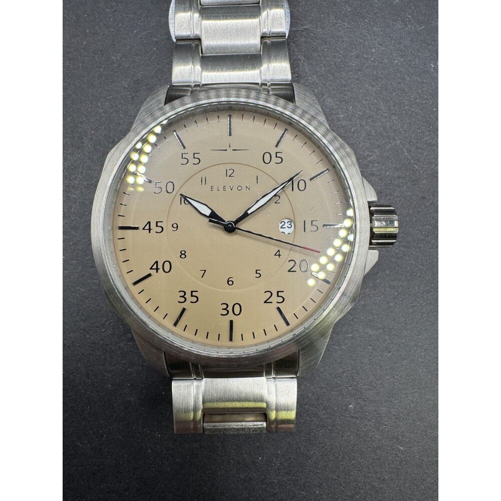 Vintage Elevon Hughes 45MM Bracelet Quartz Watch Silver Tone Cream Dial 5ATM